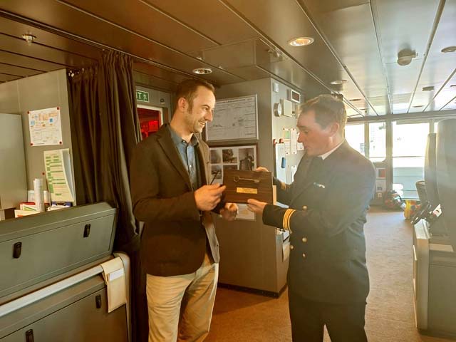 Key & Plaque ceremonie, Maiden Call van Le Laperouse aan Rotterdam